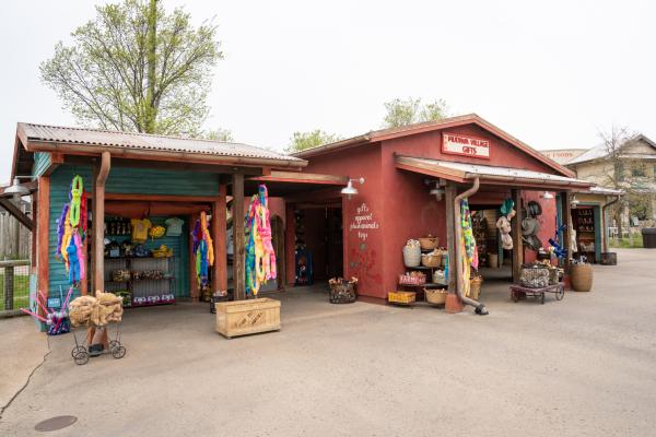 Mudiwa Village Gift shop